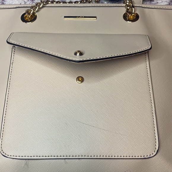 Beige tote - Picture 2 of 7